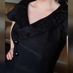 Vintage Black Roses Pencil Dress